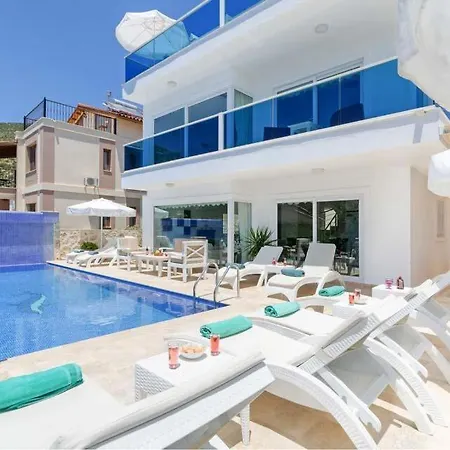 Willa Sleeps 6 Pool Air Con Wifi *
