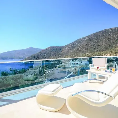 Sleeps 6 Pool Air Con Wifi Kalkan